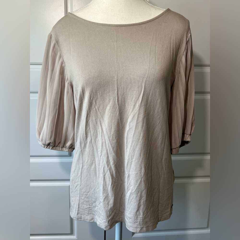 Tahari Chic Taupe Top Pleated Balloon Sleeve Knit Blouse Modern Style Small